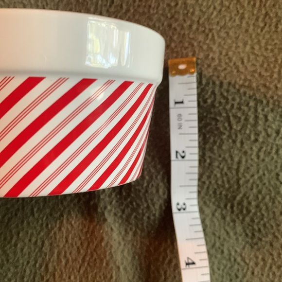 NWOT Celebrate It Christmas ramekins. Set of 4 Approx 2 1/4” high and 4” across - Picture 5 of 6